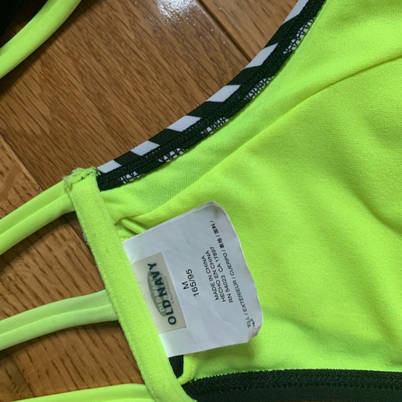 Fun swim suit - Picture 4 of 4